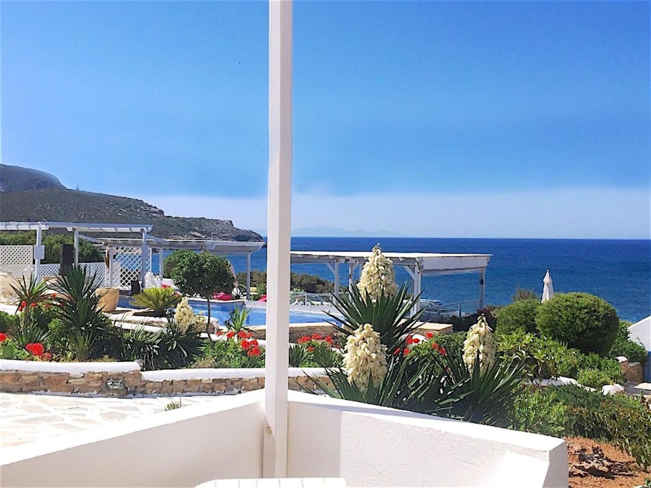 Blue Dolphin Antiparos Villas And Suites Agios Georgios  외부 사진