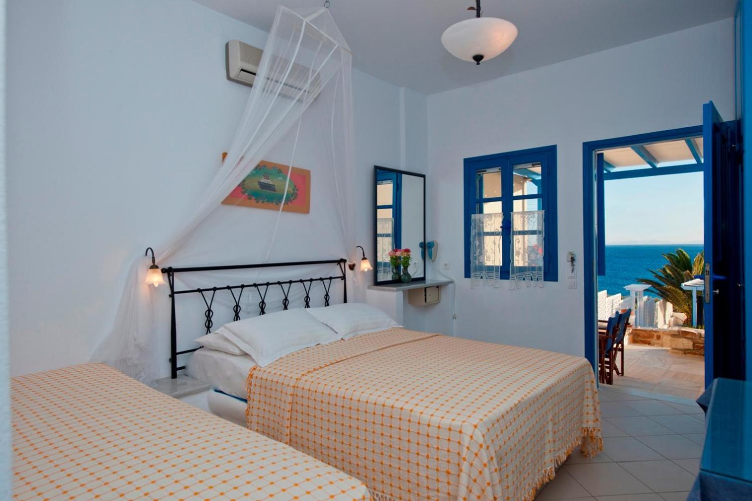 Blue Dolphin Antiparos Villas And Suites Agios Georgios  외부 사진