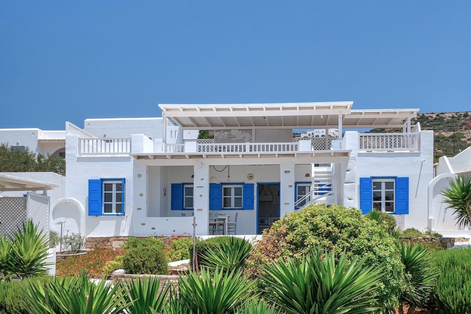 Blue Dolphin Antiparos Villas And Suites Agios Georgios  외부 사진